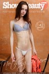 893984-showbeauty.jpg
